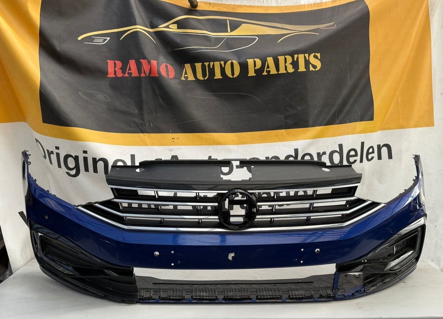 VOLKSWAGEN PASSAT B8 2014-2023 VOORBUMPER 3G0807217BG 202907, Auto-onderdelen, Gebruikt, -, -, Ophalen of Verzenden