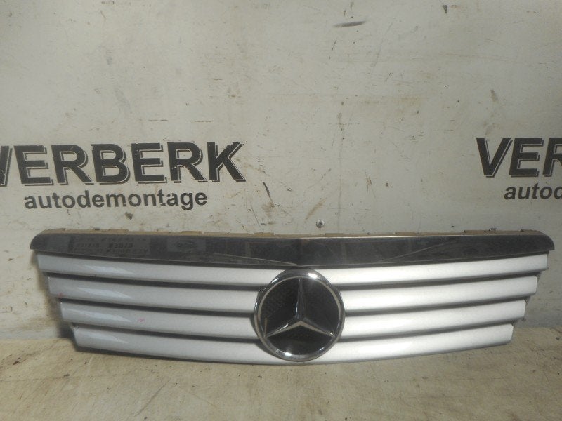 CALANDRE Mercedes-Benz A (W168) (1688801283), Autos : Pièces & Accessoires, Carrosserie & Tôlerie, Mercedes-Benz, Utilisé
