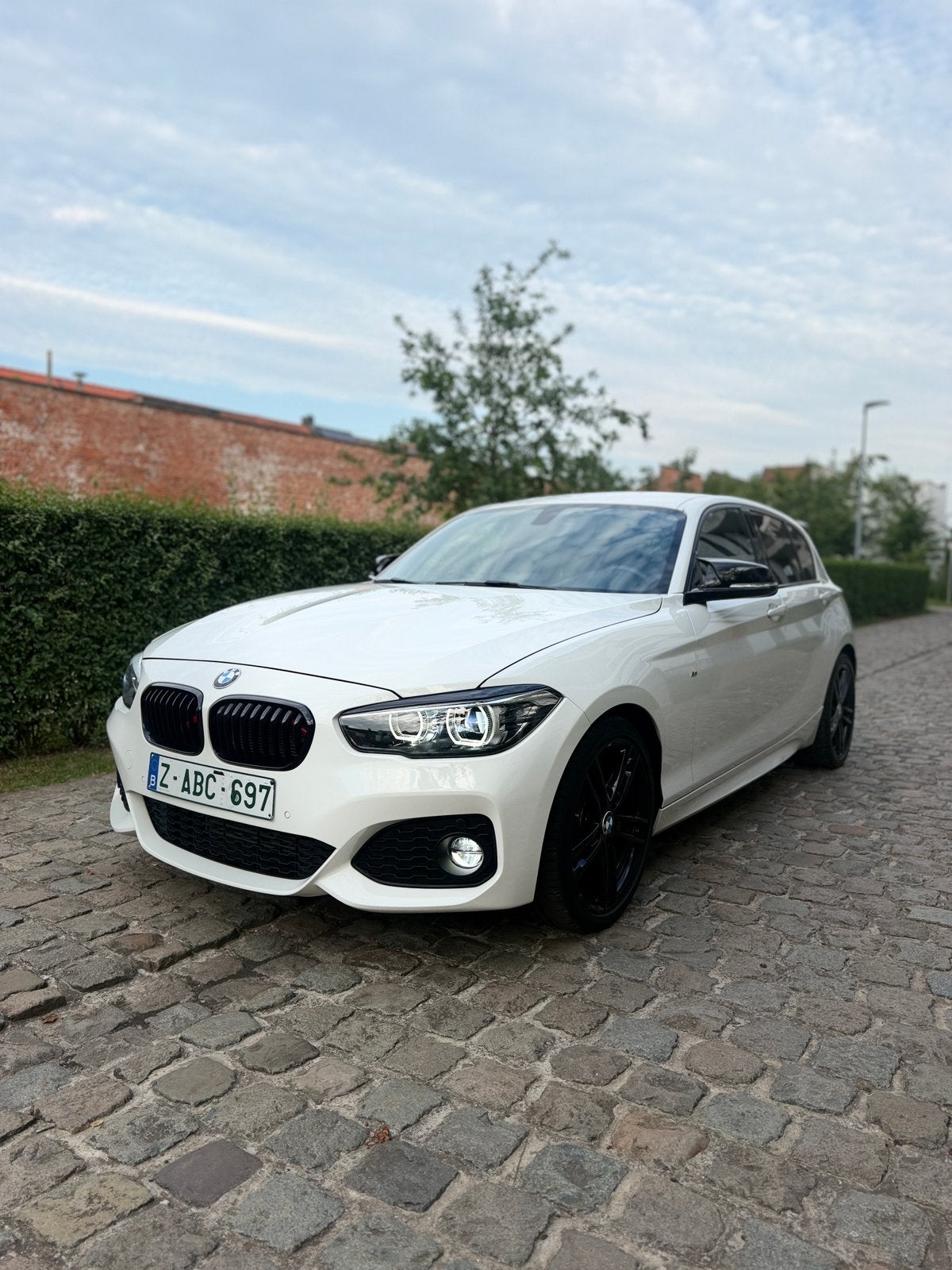 BMW 118i M-Sport Shadow Line – 2017 – Slechts 56.000 km, Auto's, 1 Reeks, Alcantara, Wit, 5 zetels