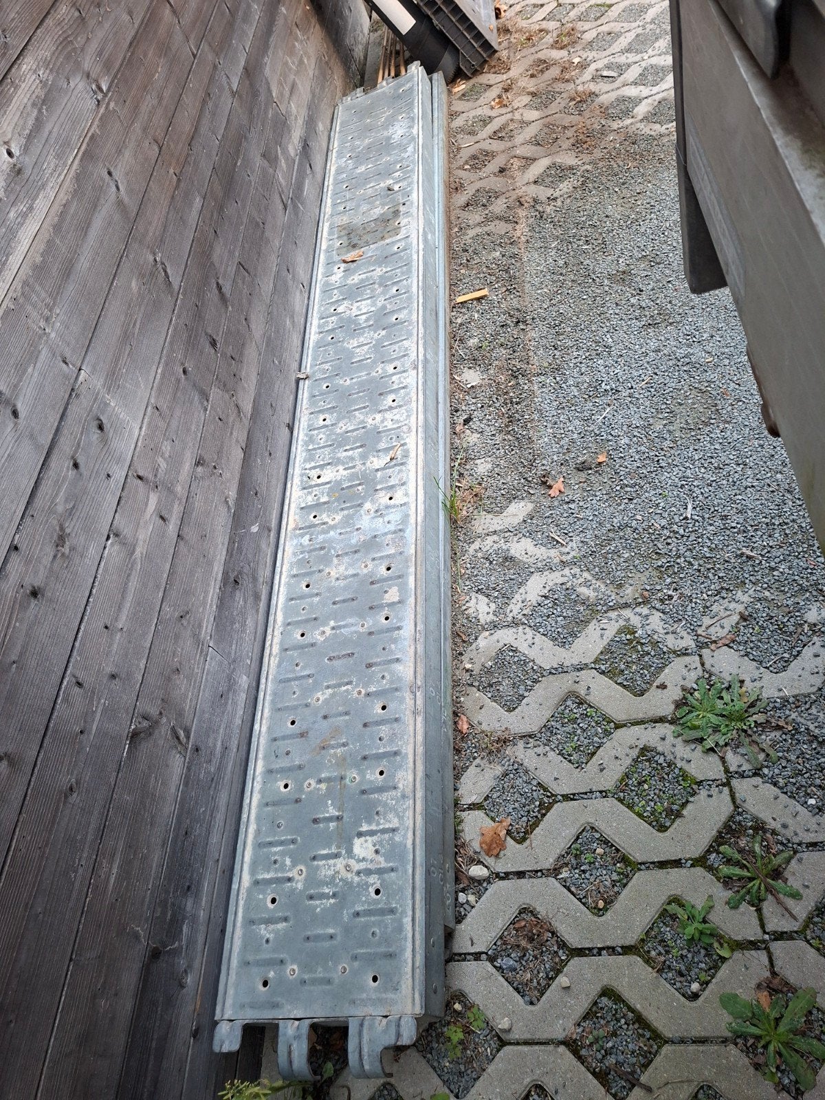 2 stellingplanken, Doe-het-zelf en Bouw, Ophalen, Zo goed als nieuw
