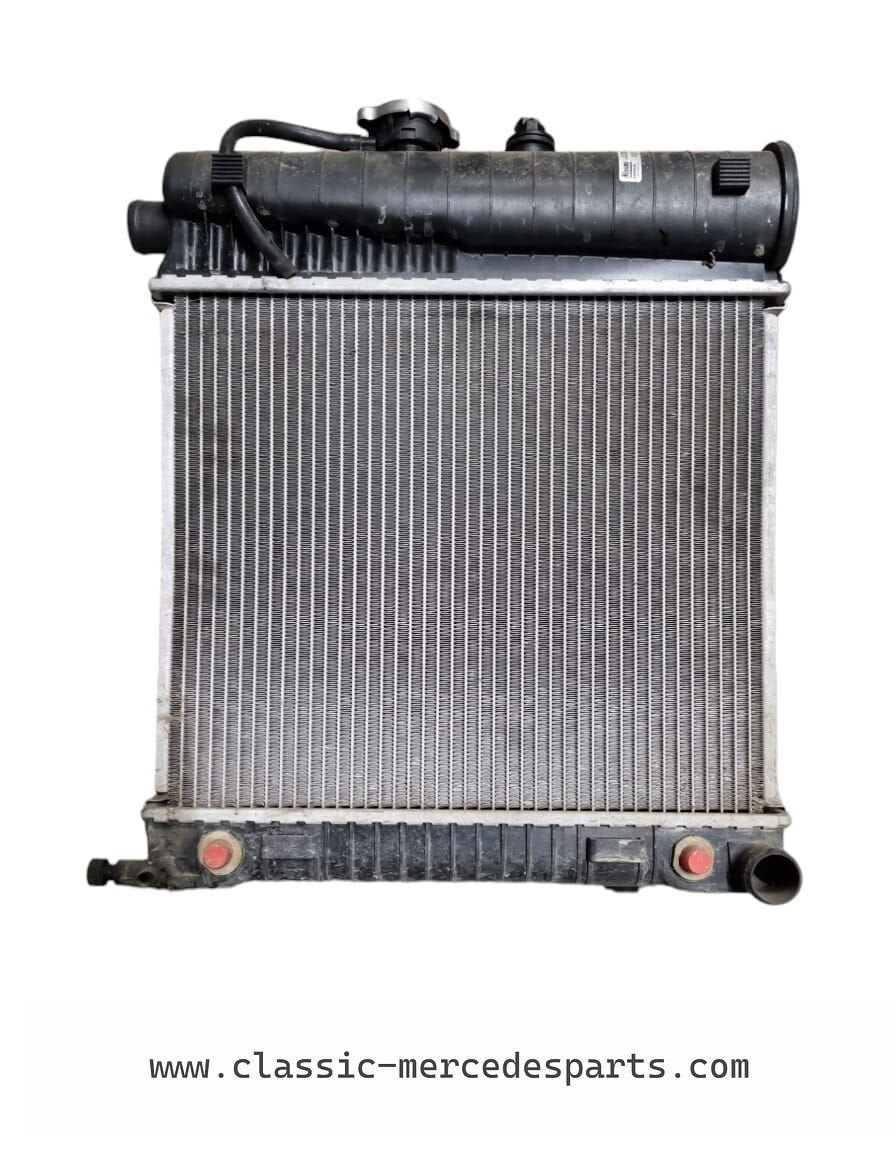Radiateur Mercedes C-klasse  w202 C180 C200 C220 benzine, Gebruikt, -, Ophalen of Verzenden, -