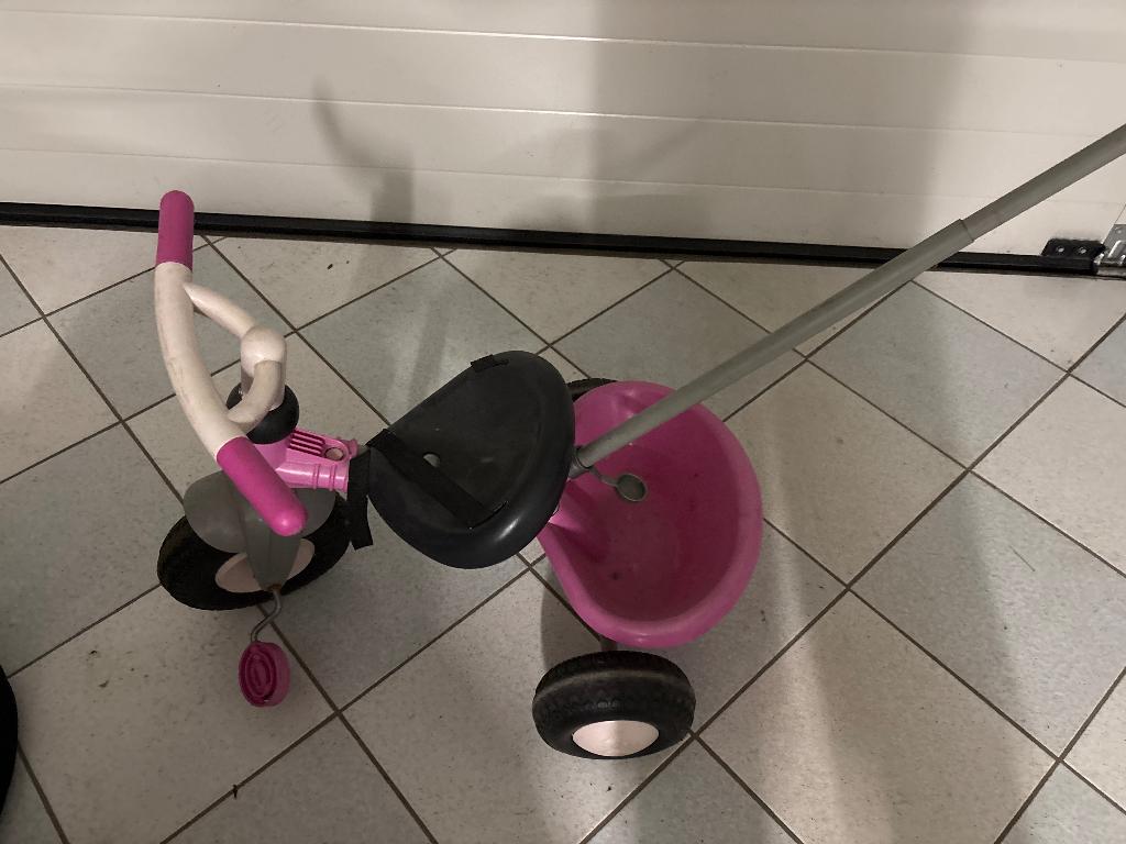 Tricycle à donner, Enlèvement, Utilisé, Tige de poussée