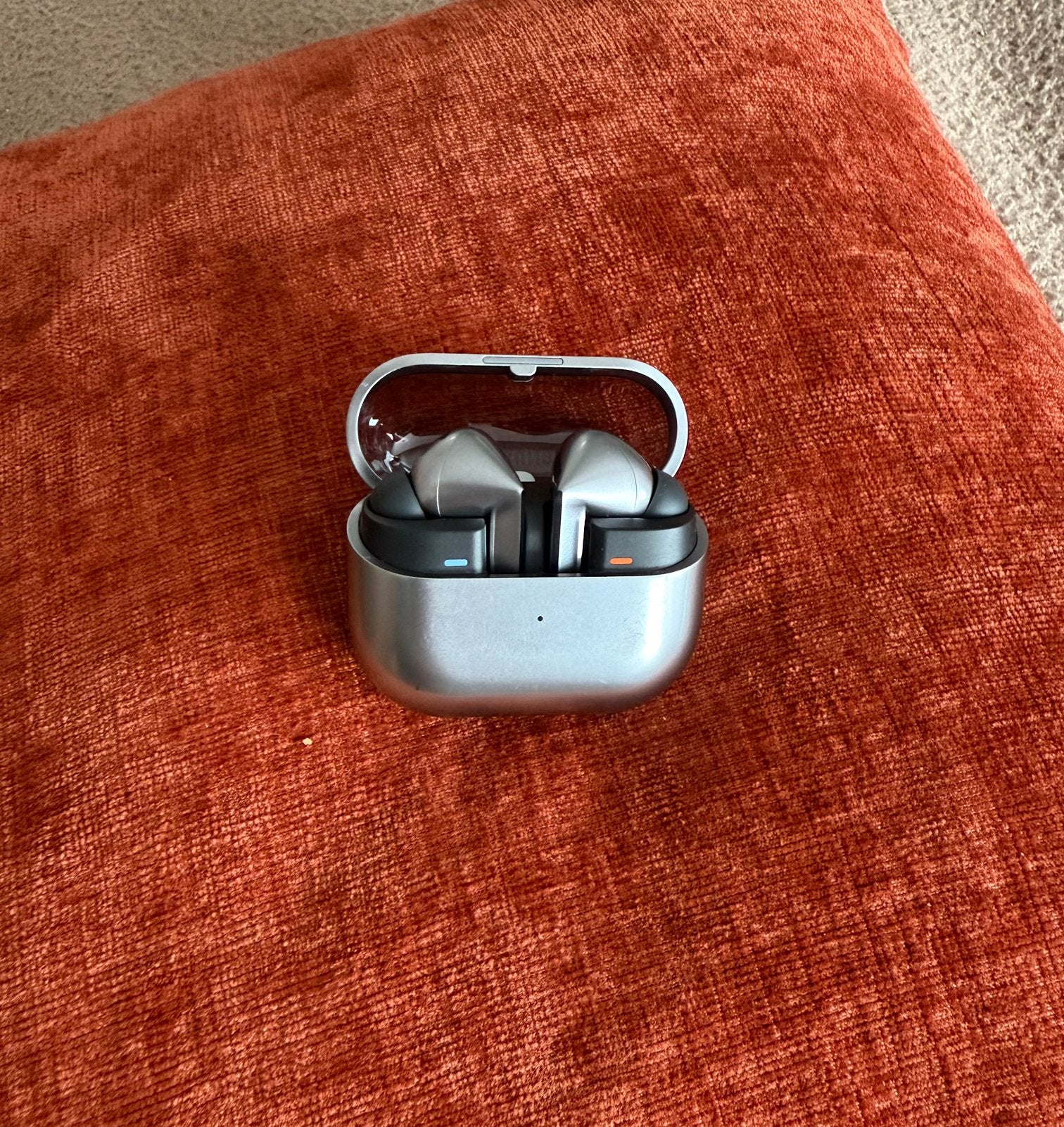 Ecouteur samsung galaxy Buds 3 Pro, Télécoms, Téléphonie mobile | Écouteurs, Enlèvement, Samsung