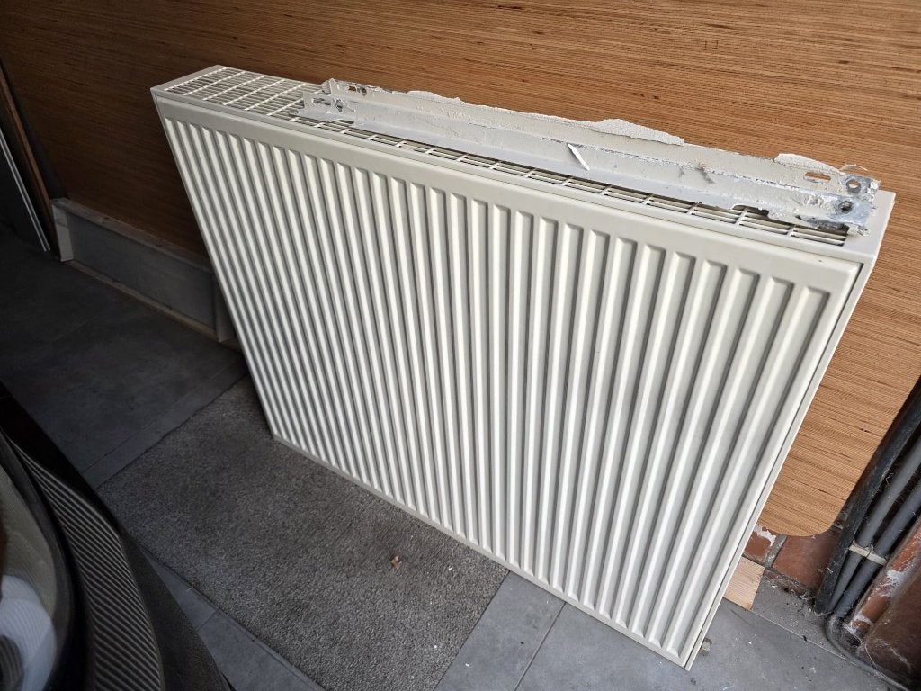 Radiator, 800 watts ou plus, Comme neuf, Enlèvement, 80 cm ou plus