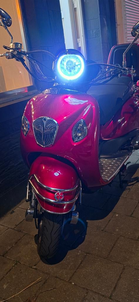 scooter klasse A, Fietsen en Brommers, Ophalen, Klasse A (25 km/u), 49 cc, Zo goed als nieuw