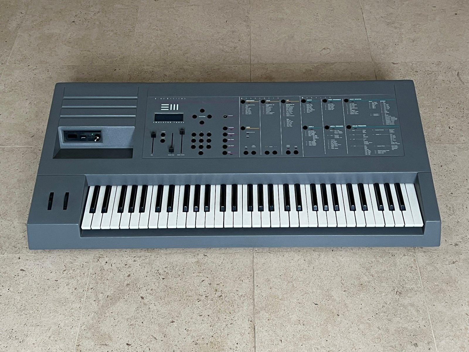 Emulator E-mu III sampler, Enlèvement, Comme neuf