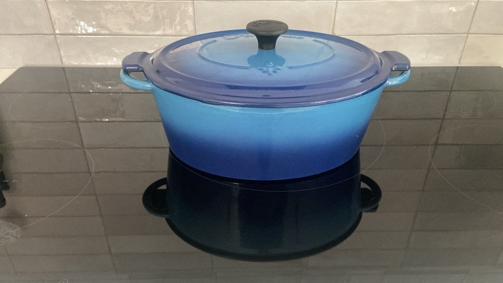 Blauwe gietijzeren braadpan met deksel, Met deksel, Ophalen, Zo goed als nieuw, Braadpan