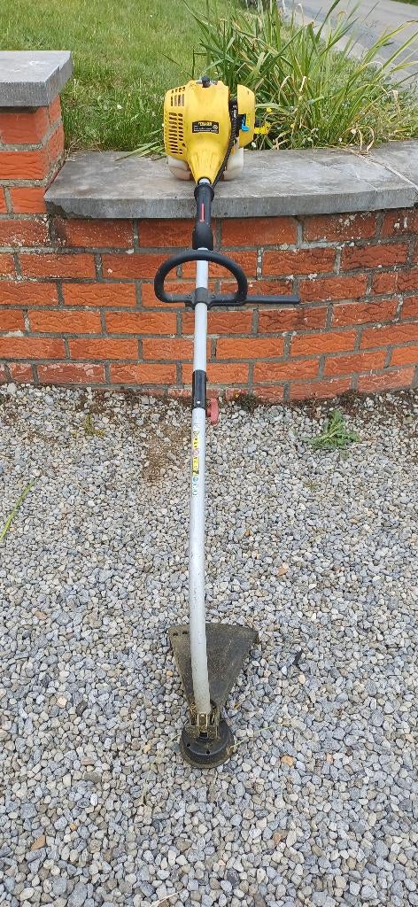 Coupe-bordure TALON, Enlèvement, Utilisé, 10 à 30 cm, Essence
