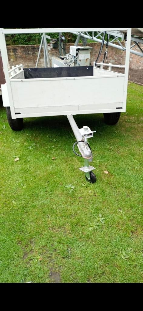 Aanhangwagen in goede staat, Ophalen, Gebruikt