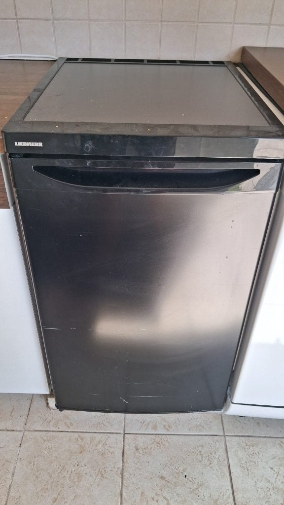 frigo merk Liebherr, Huis en Inrichting, Keuken | Keukenelementen, Ophalen, Minder dan 50 cm, Bruin, Zo goed als nieuw