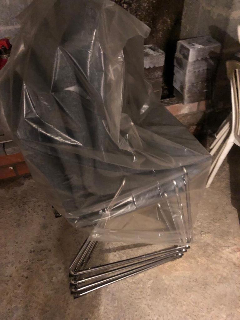 stoel, Huis en Inrichting, Stoelen, Ophalen, Zo goed als nieuw, Vier, Grijs