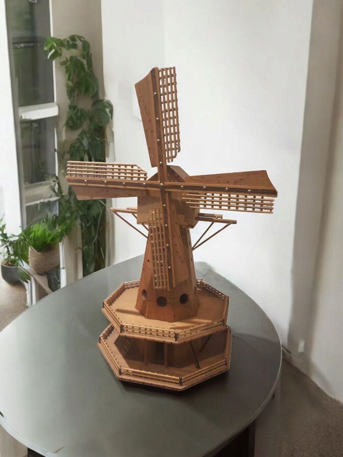 Beau modèle de moulin à vent en bois avec mécanisme musical, Enlèvement ou Envoi, Fait main, Doré