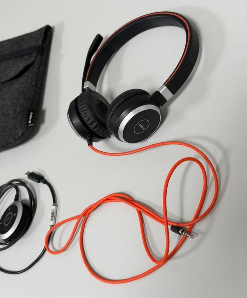 Jabra Evolve 40 UC Stereo Headset usb-c koptelefoon office, Computers en Software, Headsets, Mute-functie, Ophalen of Verzenden