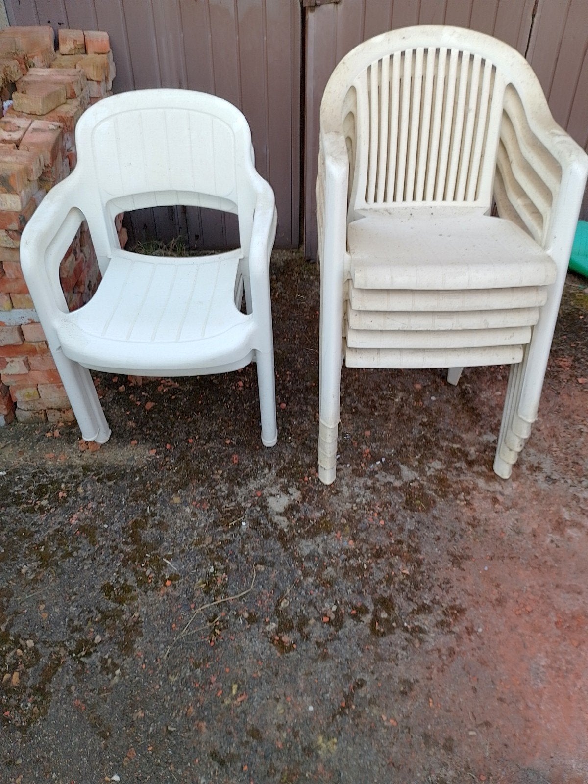 Tuin stoelen, Enlèvement