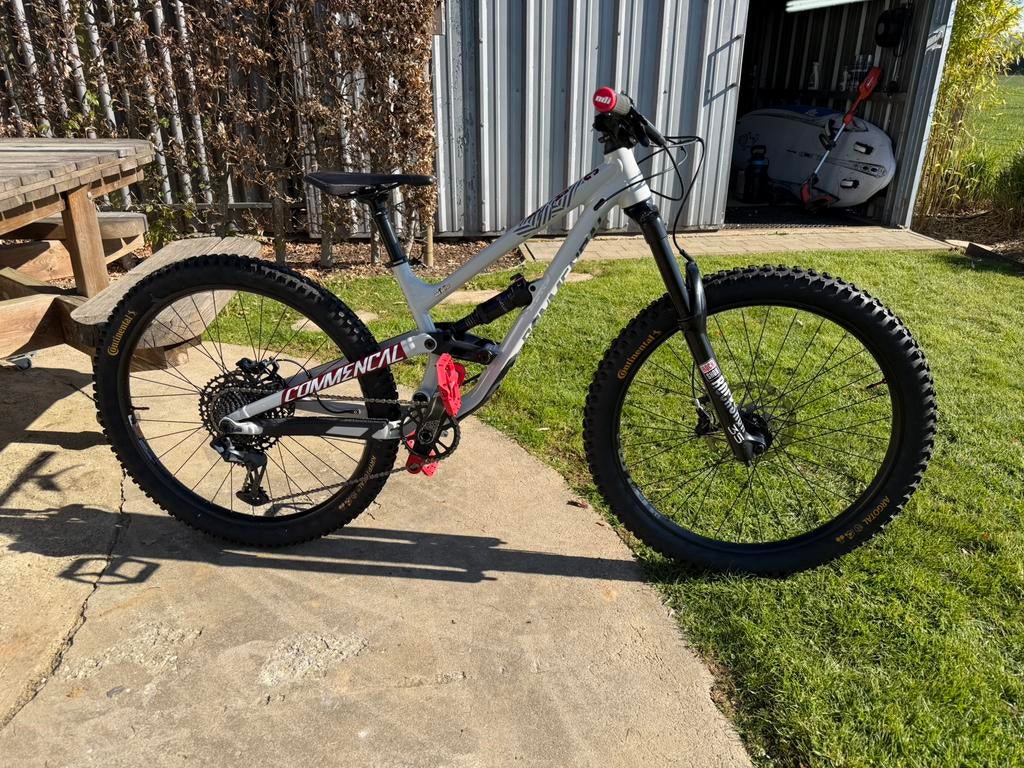 Vtt enduro Junior Commencal, Fietsen en Brommers, Fietsen | Crossfietsen en BMX, Ophalen, Gebruikt