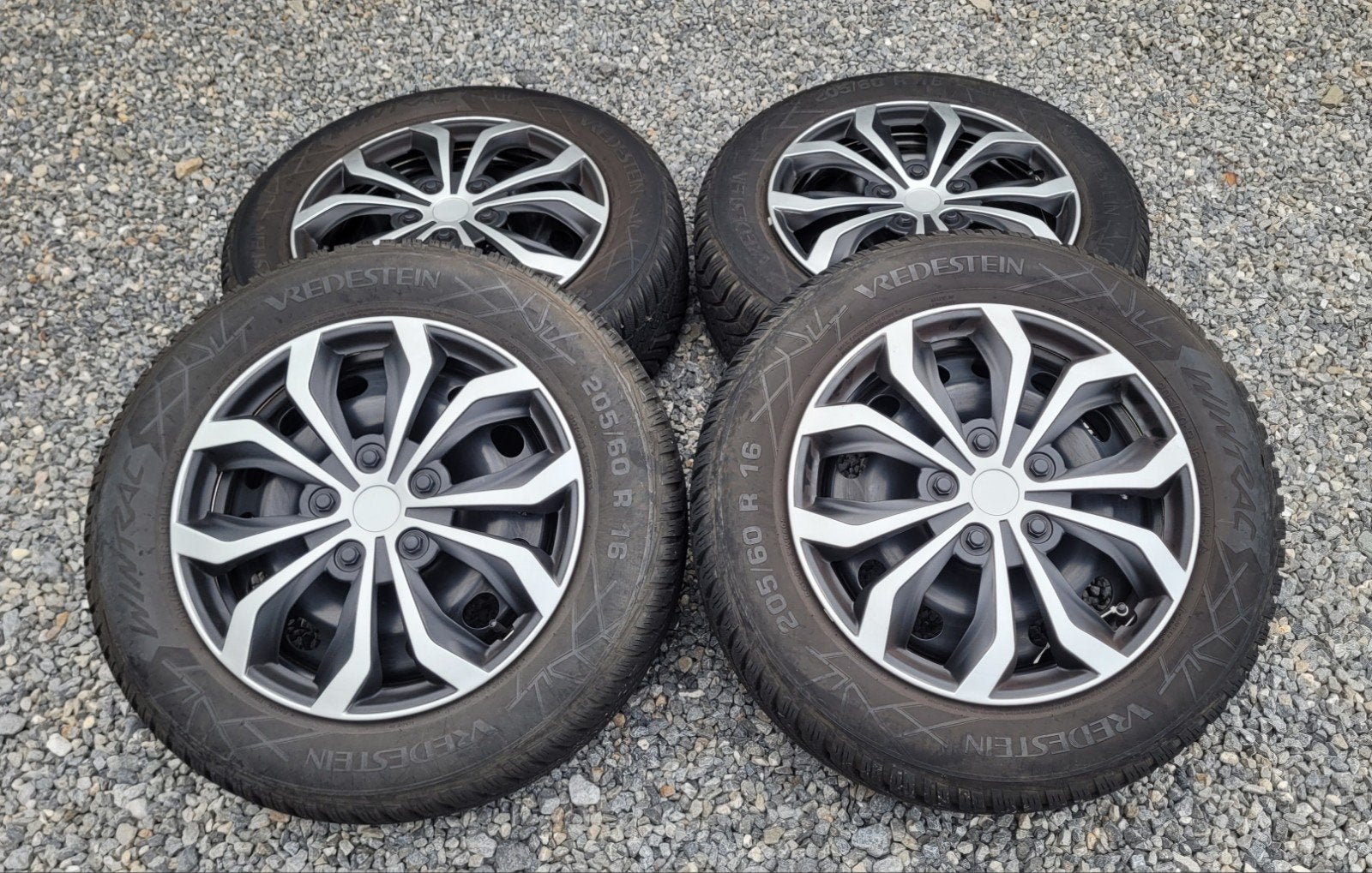 Kit hiver pour VW T-Cross 205/60 R16, Enlèvement