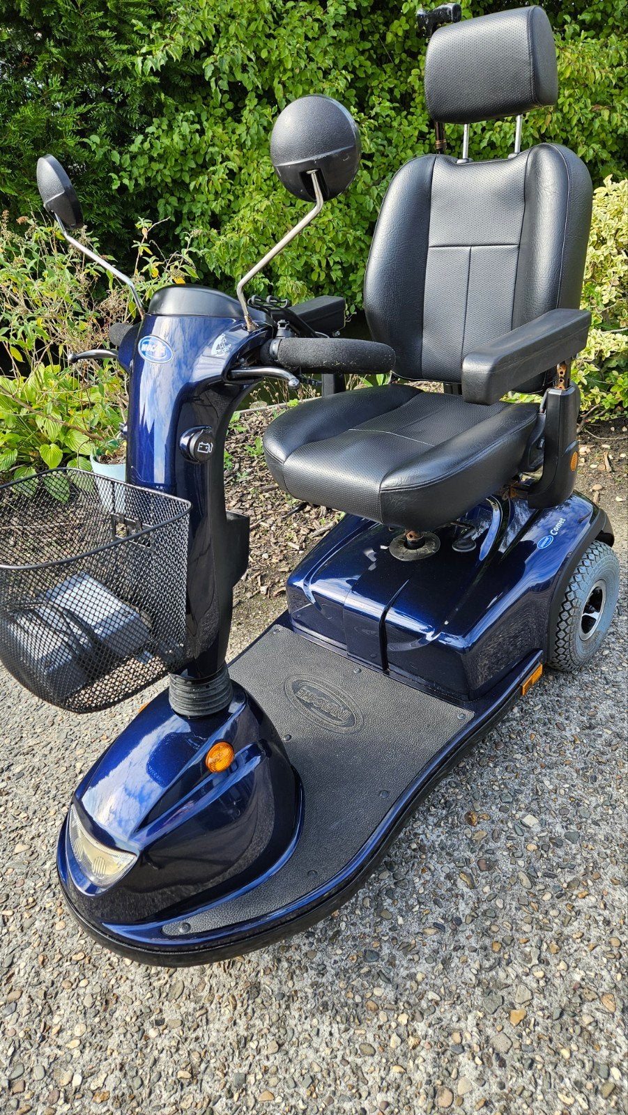 Invacare Comet scootmobiel met nieuwe accu's, Ophalen, Inklapbaar, Zo goed als nieuw, Elektrische rolstoel