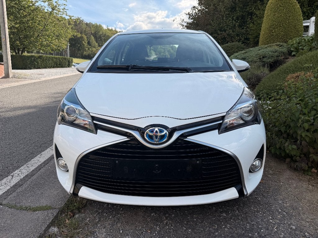 Toyota Yaris  Hybride 1.5i  E-CVT Automatique, Autos, Essai à domicile, Achat, Entreprise, Carnet d'entretien