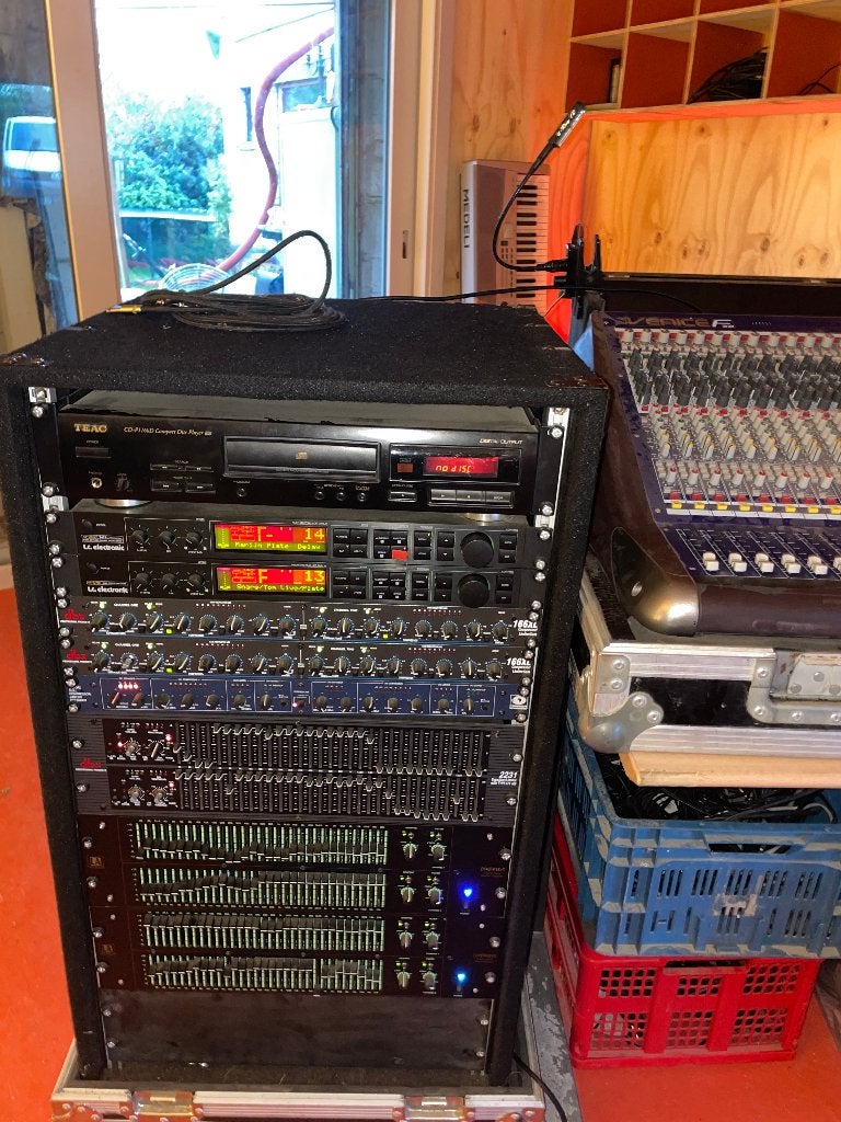 midas f32 + apollo quad + adam a77x + fxrack + studiomeubel, TV, Hi-fi & Vidéo, Enlèvement, Utilisé, Audio