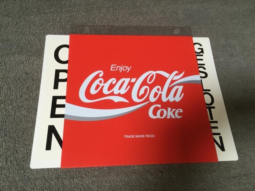 coca cola open en gesloten, 2 verschillende, Ophalen of Verzenden, Zo goed als nieuw, Overige typen