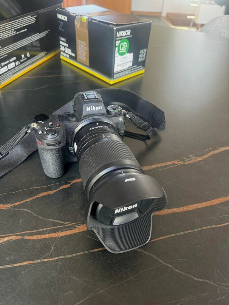 Nikon Z6 II met Z lens 24 -200mm, Enlèvement, Comme neuf, Nikon