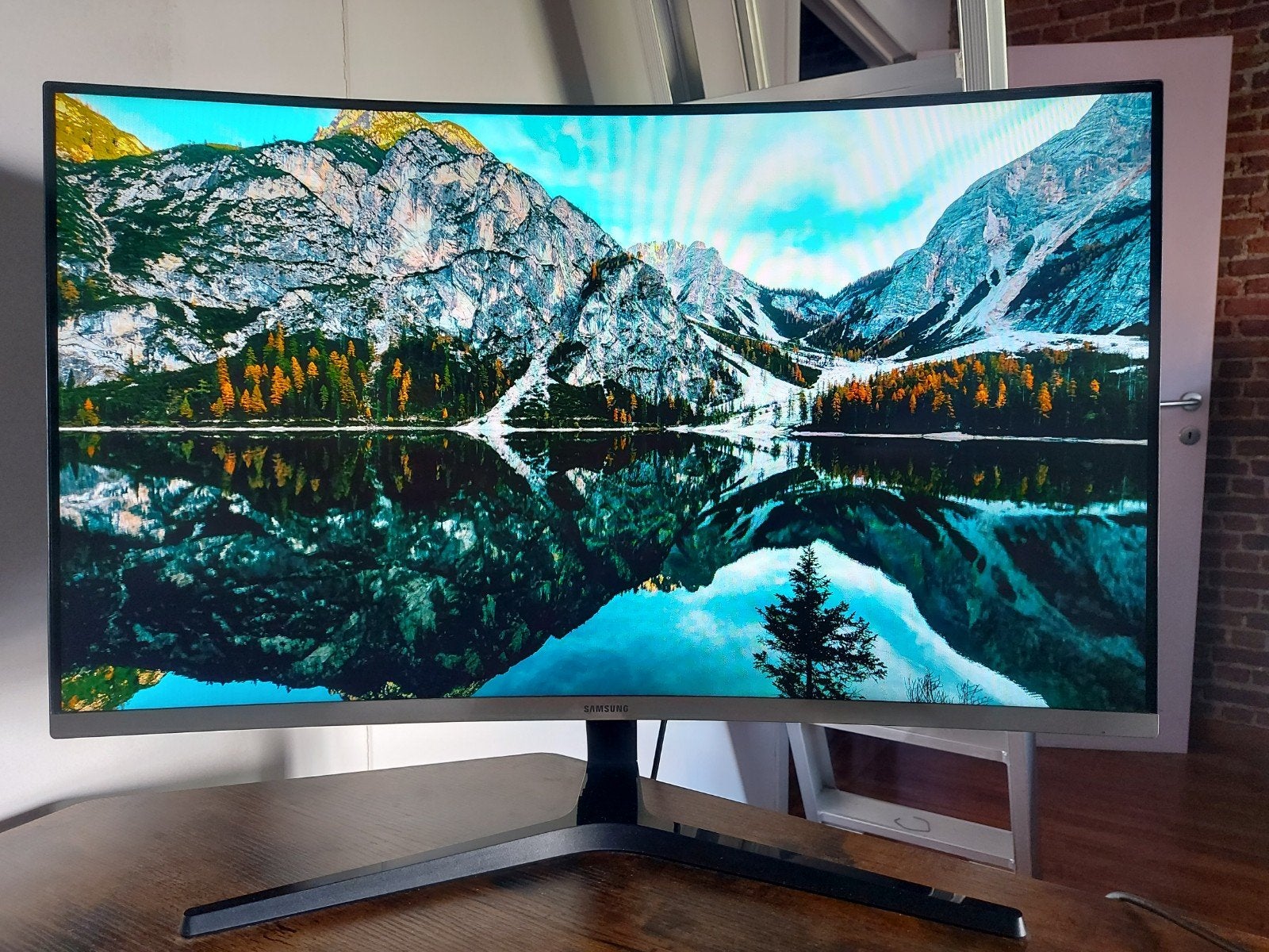 Samsung curved monitor 32inch + bureau €160, Enlèvement