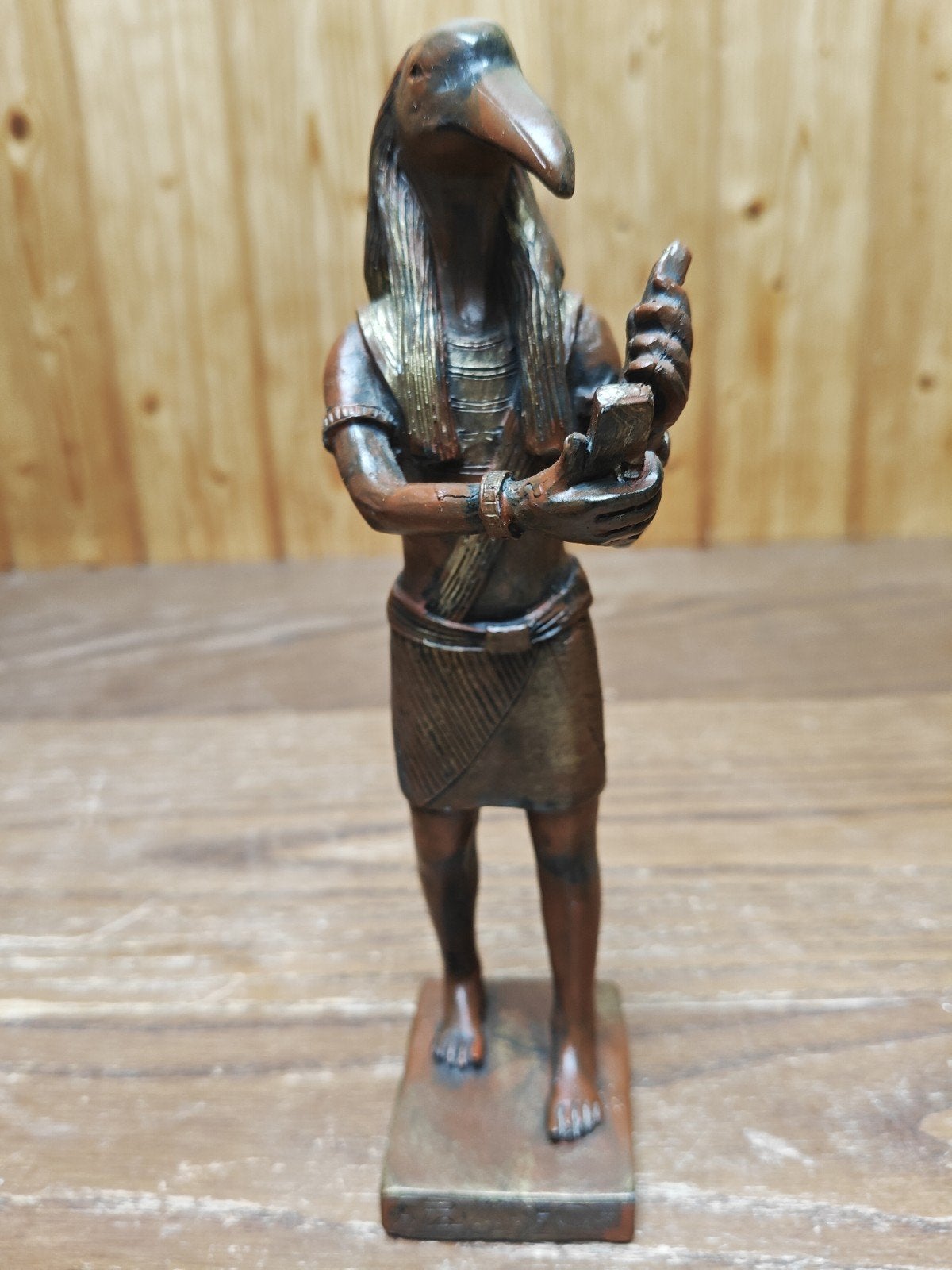 Miniatuurstandbeeld van Egyptische god Thoth, Ophalen, Zo goed als nieuw, Bruin, Composieten