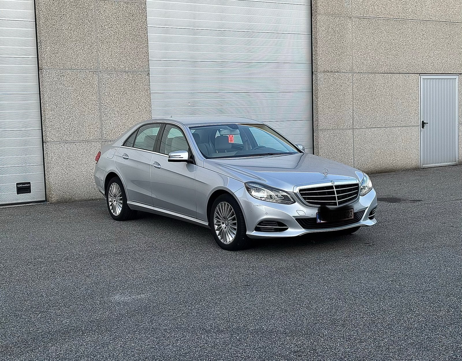 Mercedes-Benz E200 – 2015  Euro 6 76.000 km Zeer goede staat, Contacten en Berichten