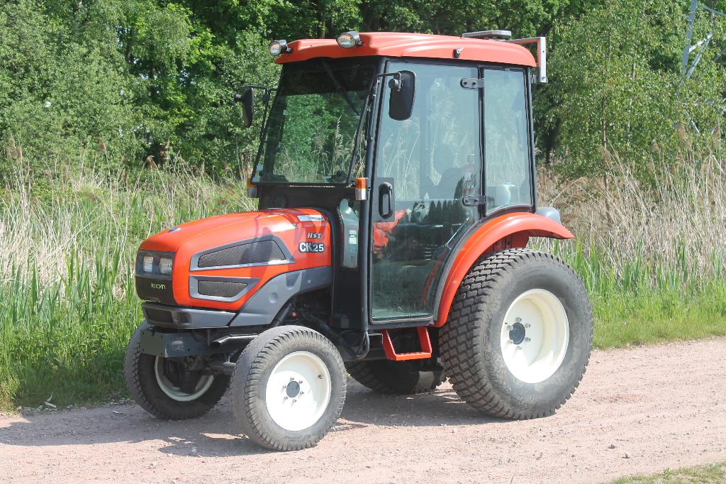 tractor 4x4 met luxse kabine, Enlèvement