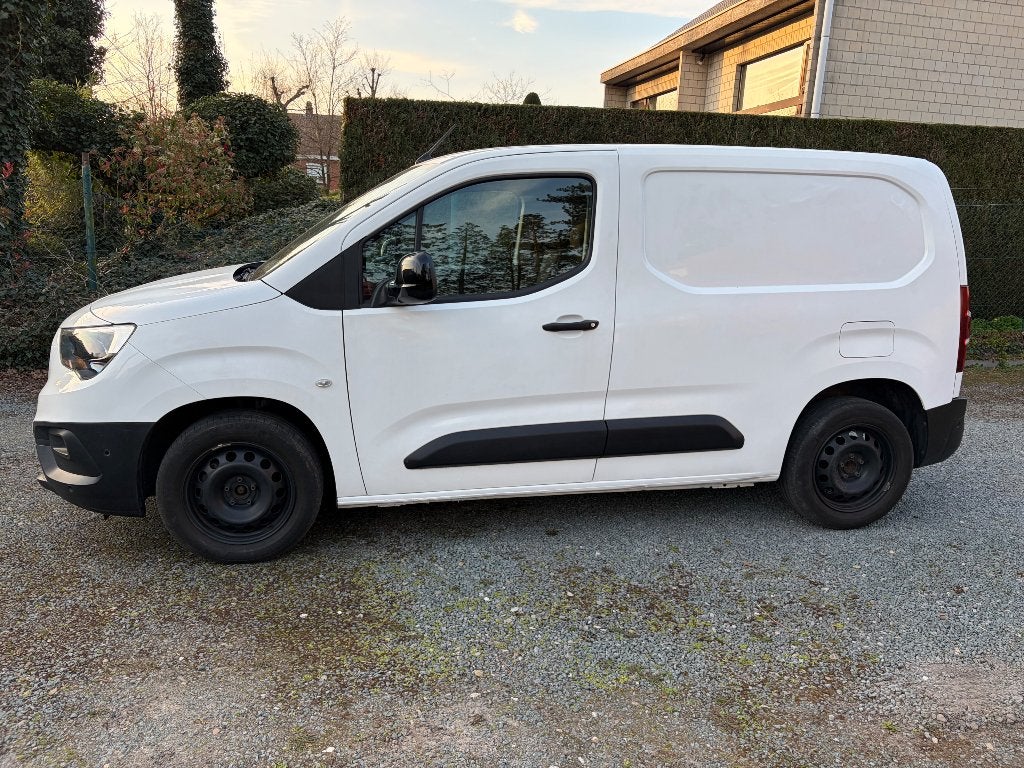 Opel Combo 1.2i 80k Peugeot Partner, rifter,Berlingo Tepee, Auto's, Voorwielaandrijving, Euro 5, Stof, Navigatiesysteem
