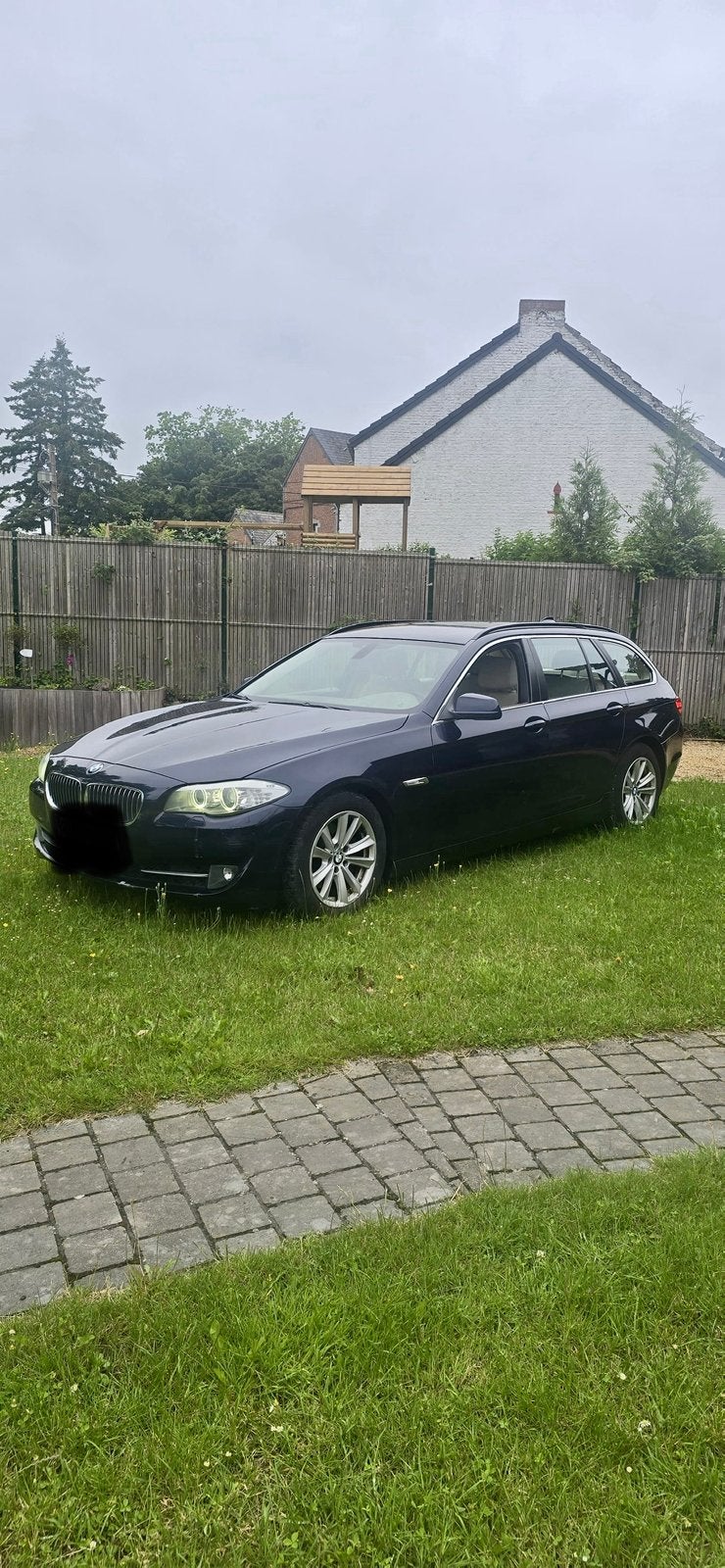 BMW 520 diesel 2010 prête à immatriculer, Autos, BMW, Cuir, Euro 5, Beige, Boîte manuelle
