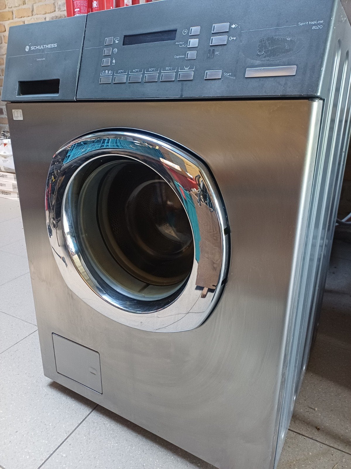 Schulthess machine a 7laver, 6 à 8 kg, Programme lavage à la main, Chargeur frontal, Enlèvement