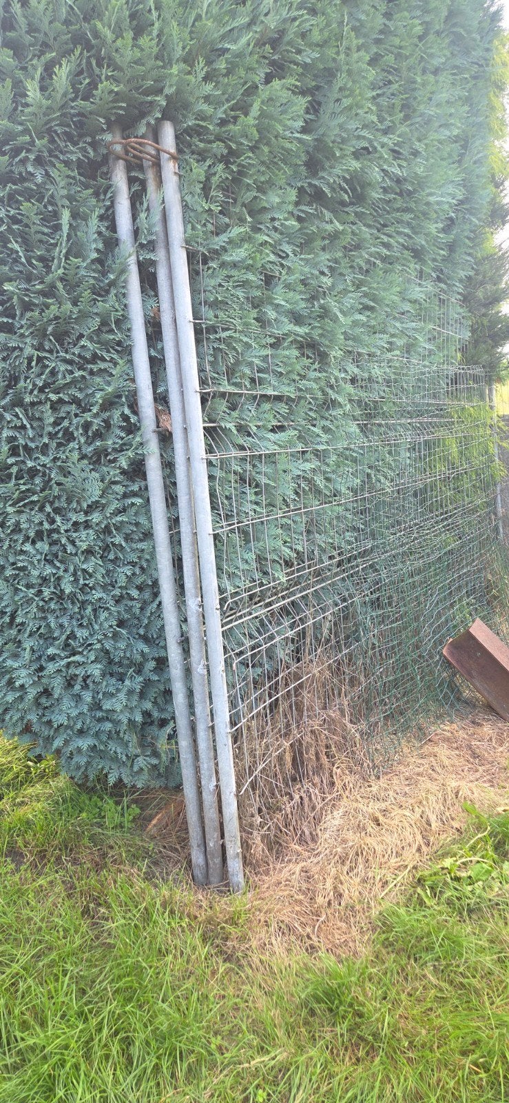 Degelijke bouwhekken 8 stuks met betonnen voeten., Doe-het-zelf en Bouw, Ophalen, Gebruikt