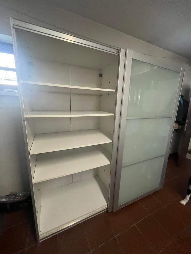 Opbergkast/ kledingkast, Huis en Inrichting, Kasten | Roldeurkasten en Archiefkasten, Ophalen, Gebruikt, 200 cm of meer, 200 cm of meer