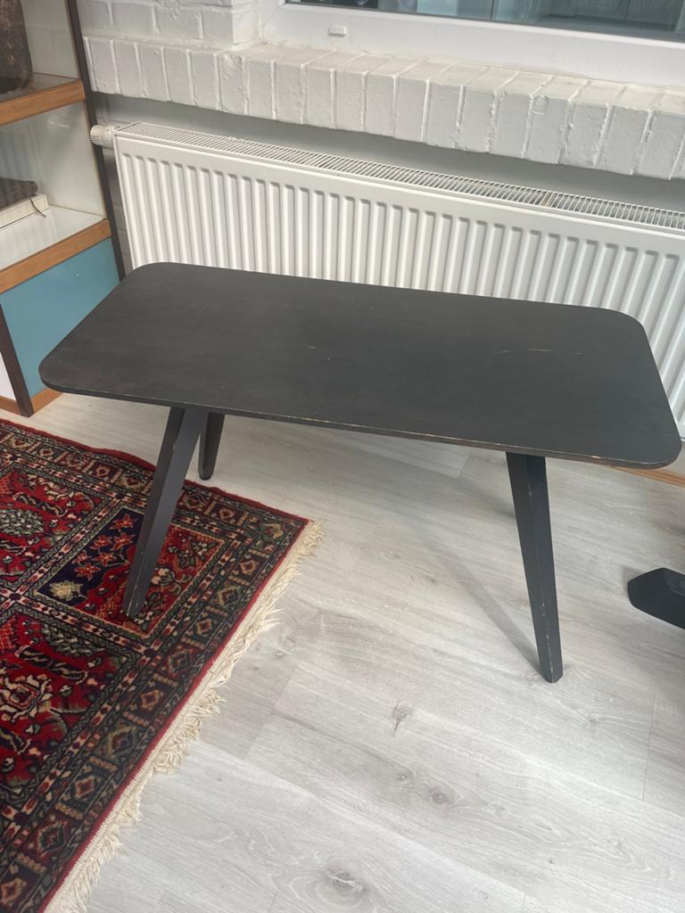Table basse salon, Utilisé