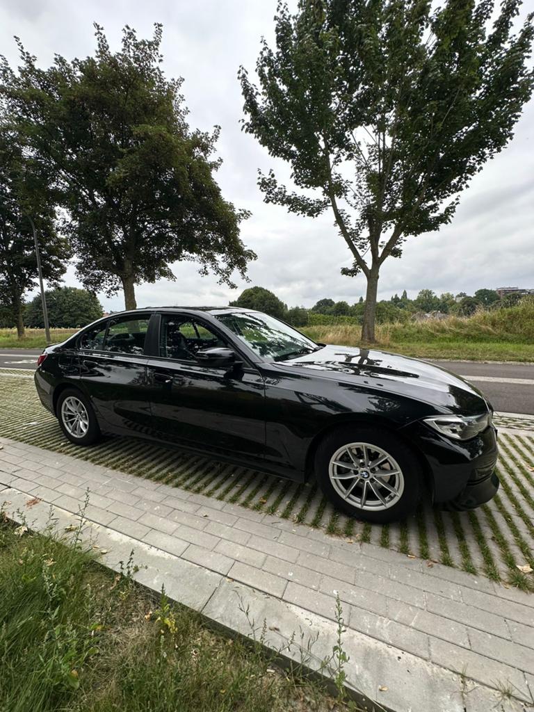 BMW 318d à vendre, Autos, Cuir, Achat, Boîte manuelle, Noir