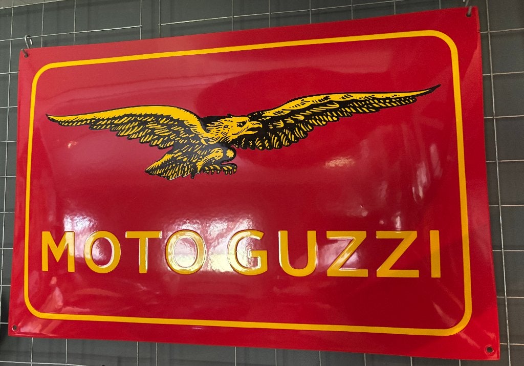 emaille reclamebord motoguzzi, Enlèvement ou Envoi, Neuf, Panneau publicitaire