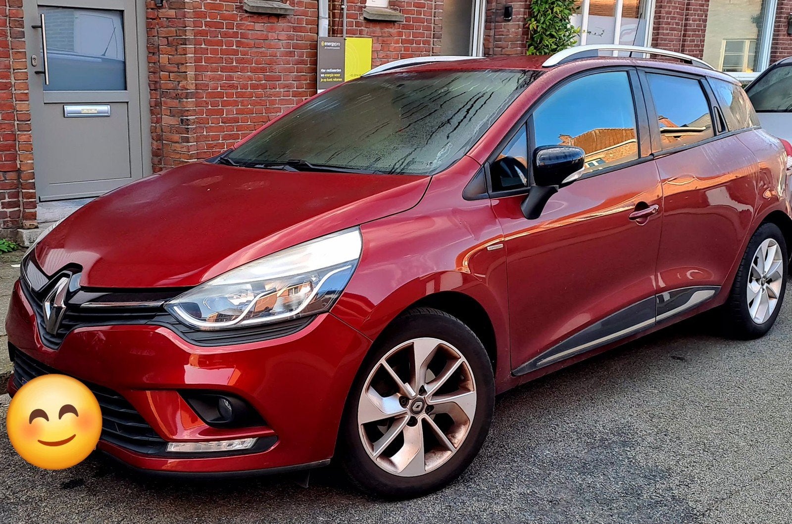 Renault Clio Grandtour IV 1.2 benzine 2017, Rouge, Achat, Euro 6, Boîte manuelle