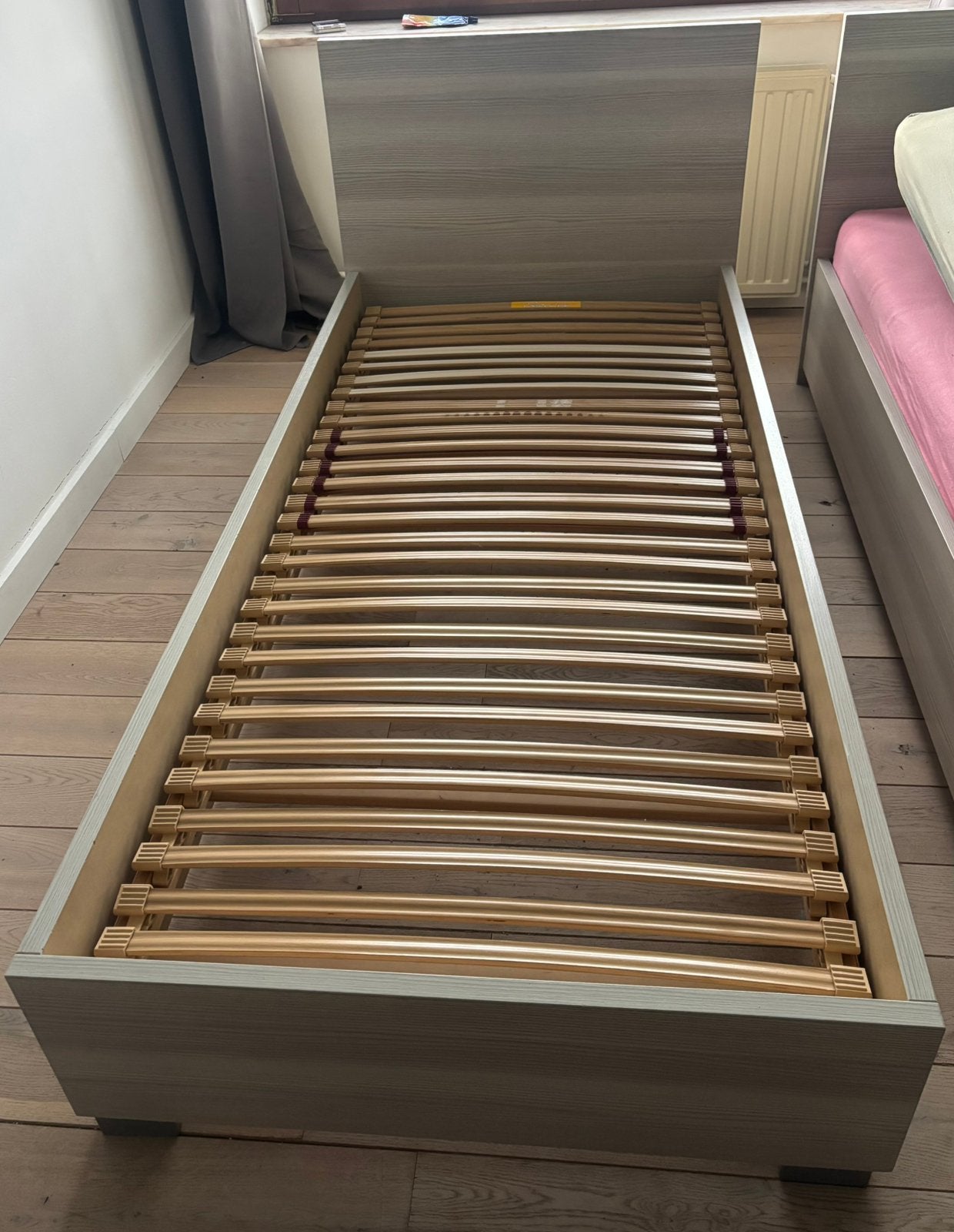 Lit 1 personne avec sommier, Beige, Enlèvement, Bois, Une personne