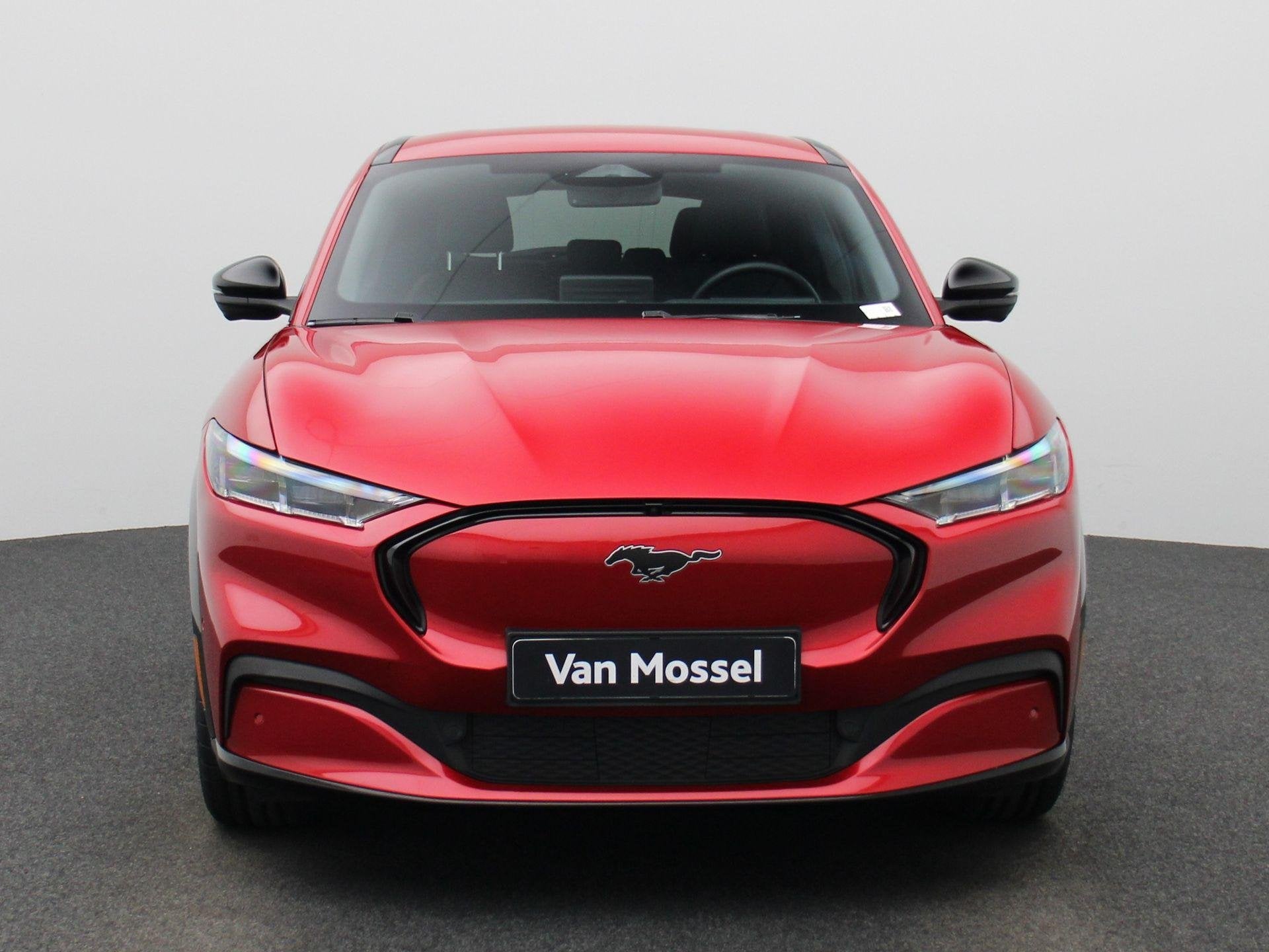 Ford Mustang Mach-E Premium RWD 99kWH|€599/m|Technology, Autos, Rouge, Achat, Entreprise, 216 kW