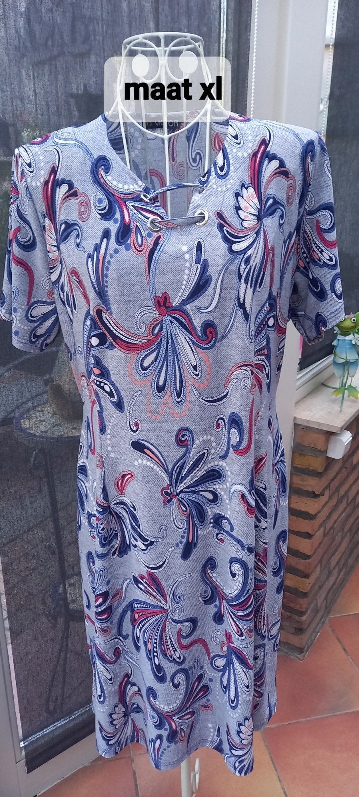 Prachtig kleedje maat xl, Kleding | Dames, Jurken, Ophalen of Verzenden, Maat 46/48 (XL) of groter