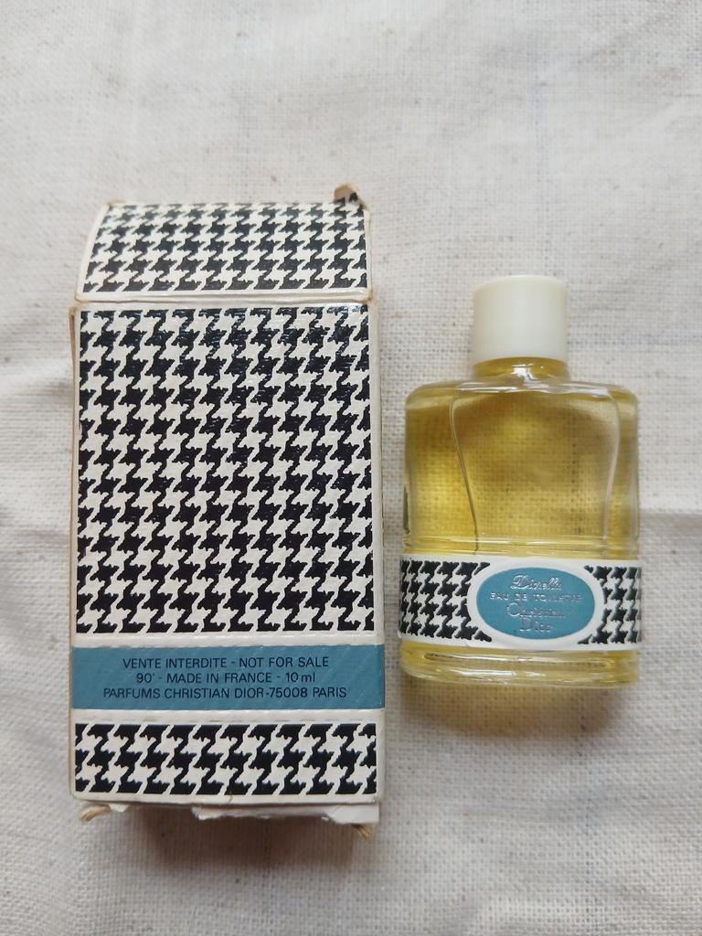 1970-1980 Christian Dior Diorella Eau de toilette miniature, Enlèvement