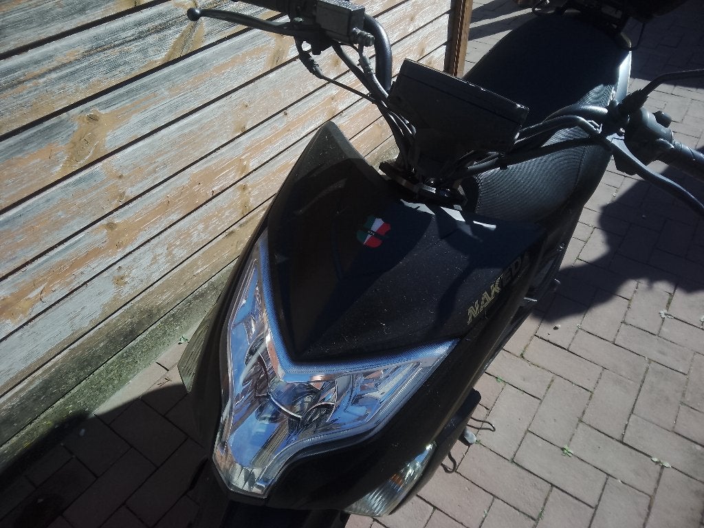 Scooter GTS Enzo naked, Enlèvement