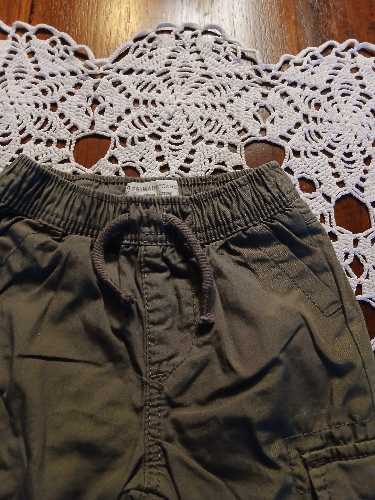 Primark baby cargobroek / jogger groen - Maat 50, Kinderen en Baby's, Ophalen of Verzenden