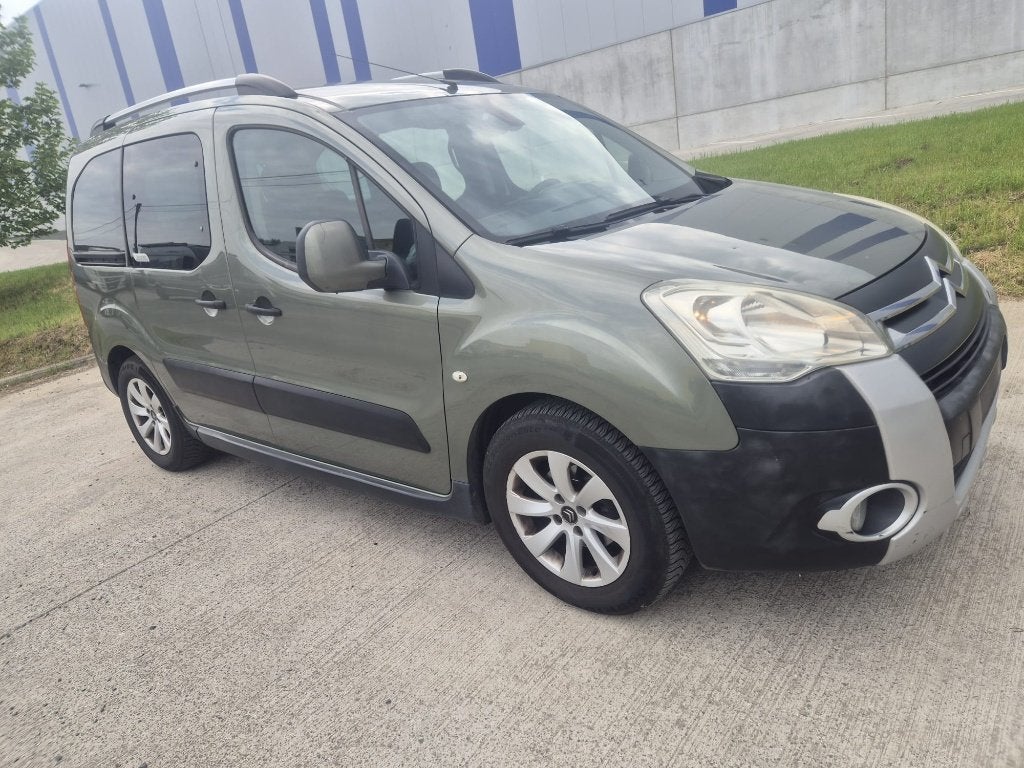 5 Place Citroen Berlingo 1.6 Diesel, Autos, Euro 5, Achat, Entreprise, Boîte manuelle