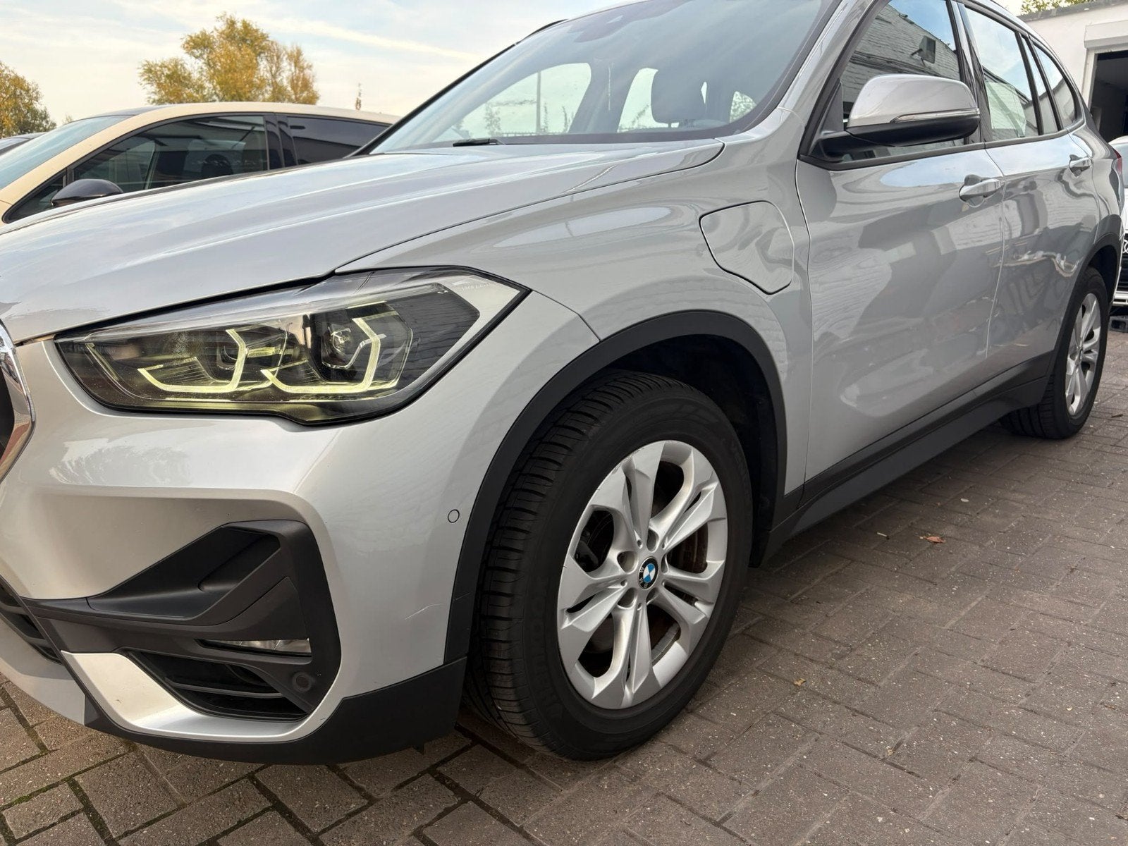 Bmw X1 xdrive 225 e essence - electrique (hybride) Anne 2021, Autos, X1, Argent ou Gris, Achat, Entreprise