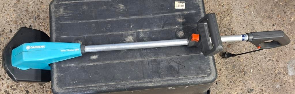 Grastrimmer Gardena, Ophalen of Verzenden, Zo goed als nieuw, 10 tot 30 cm, Elektrisch