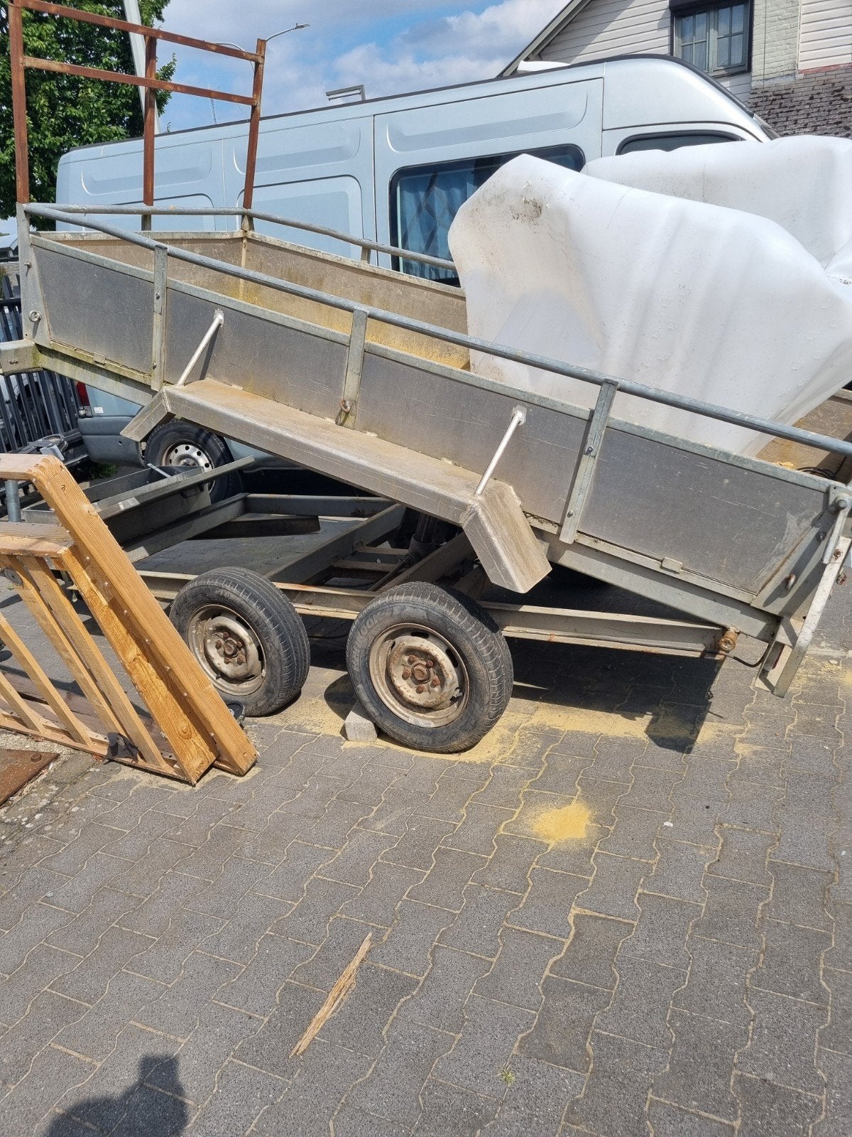 Aanhangwagen kieper, Enlèvement