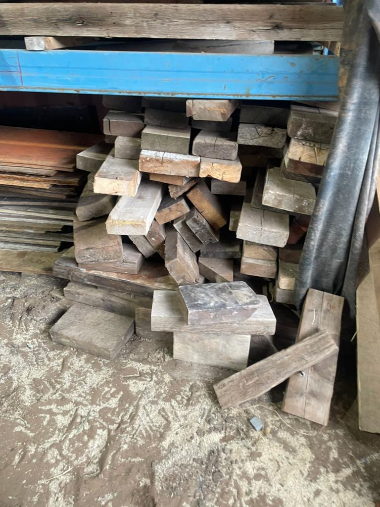 Verschillende planken en plaaten en juffers, Doe-het-zelf en Bouw, Hout en Planken, Ophalen