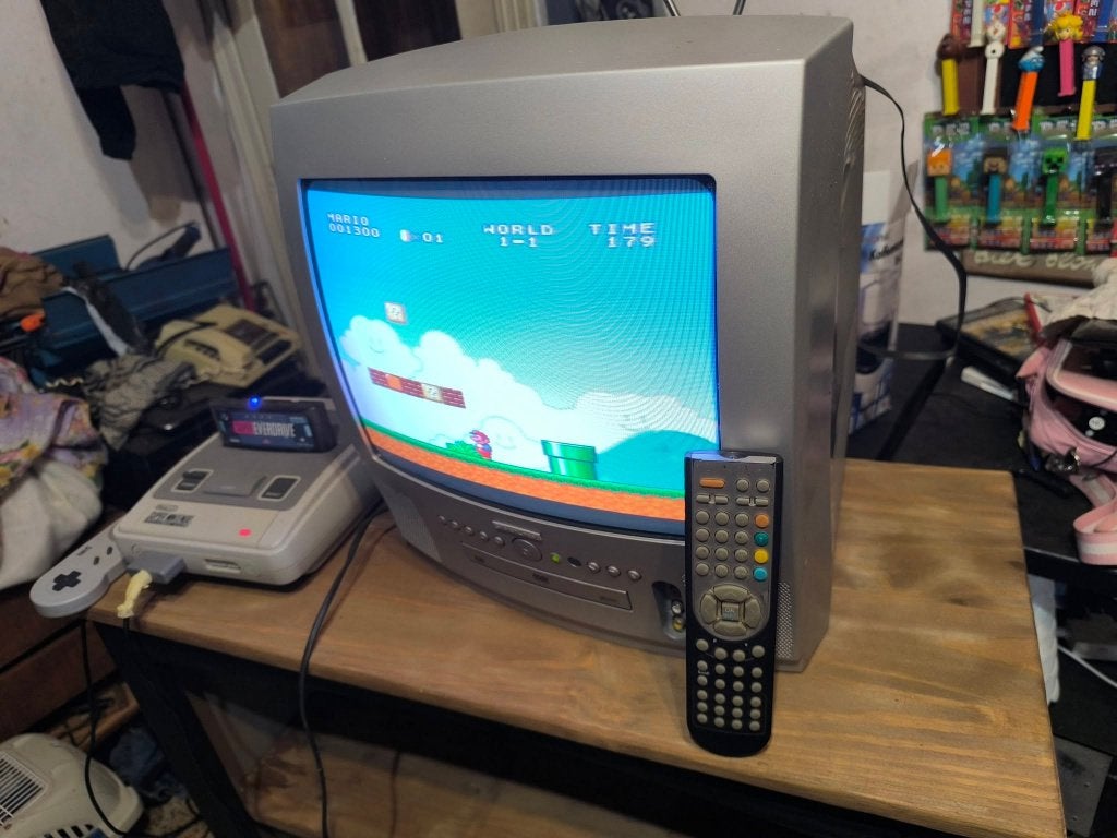 Télévision tube cathodique avec lecteur dvd incorporé crt tv, TV, Hi-fi & Vidéo, Enlèvement